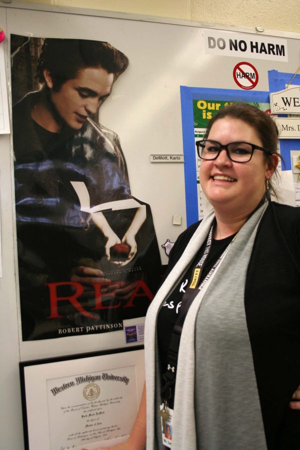 Photo by Sydnee Stannard 
Reading and writing teacher Karla DeMott adores her dream man. She smiles as she thinks about the possibility that one day she could meet the famous Edward Cullen.