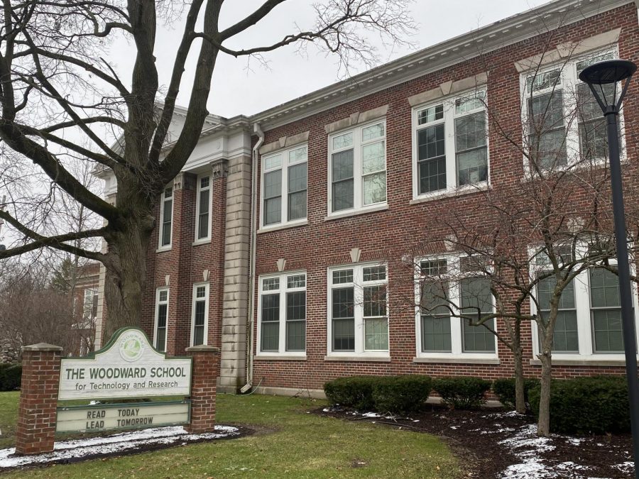 the+front+of+Woodward+Elementary+during+the+school+day.+Woodward+is+one+of+the+schools+in+KPS+testing+year+round+school%2C+which+is+testing+year+round+schooling.