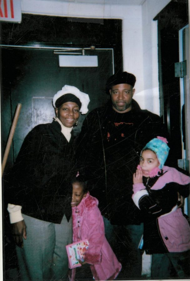 Left to right front row, Yvonne Robinsons grandmother Brenda Hendricks and her father Rodney Robinson. Left to right bottom row, her cousin Issys Robinson, and Yvonne Robinson. Yvonne and her family are pictured before serving hundreds of homeless people at a mission located in Detroit, Michigan. This photo was taken about a month before Yvonnes father, Rodney Robinson passed.
