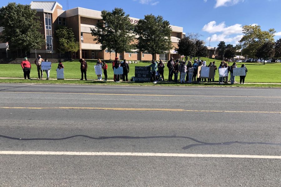 On Wednesday, October 27, 2021 a group of students joined Joshua Gottlieb to protest against climate change and the lack of government action. 