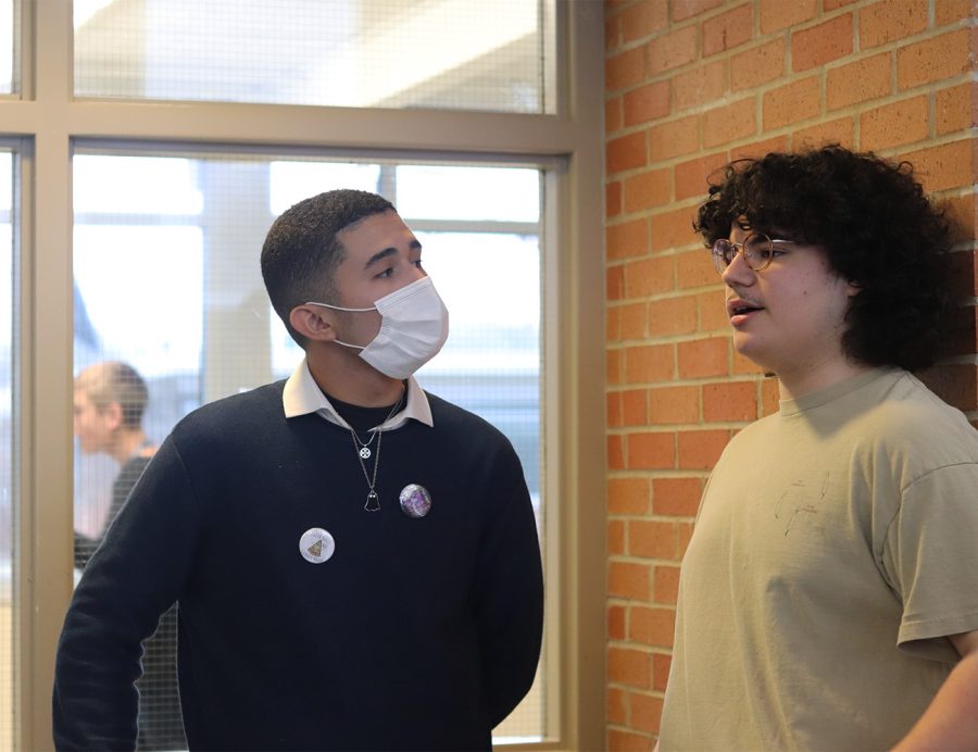 Knight Life reporter Wolfgang Madonia and Brazilian youth ambassador Amadeu Bezerra de Morais Neto talk with one another while on a tour of the school. Many Brazilian and American students were interested in the differences between schools in their respective countries. 