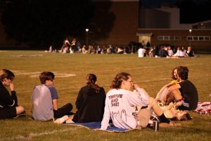 The Class of 2025 gathers to watch the sunrise on their last first week of school